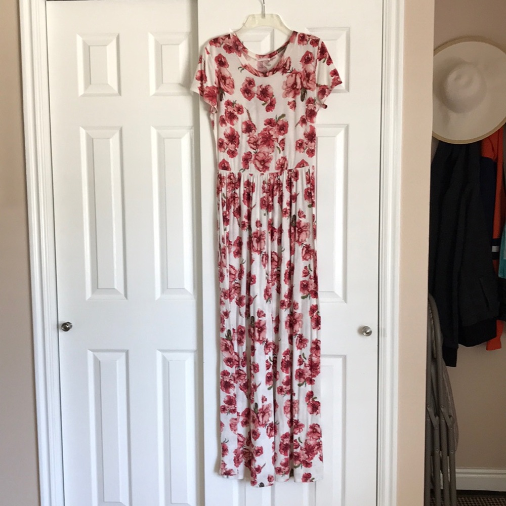 Pink Floral Maxi Dress With Pockets